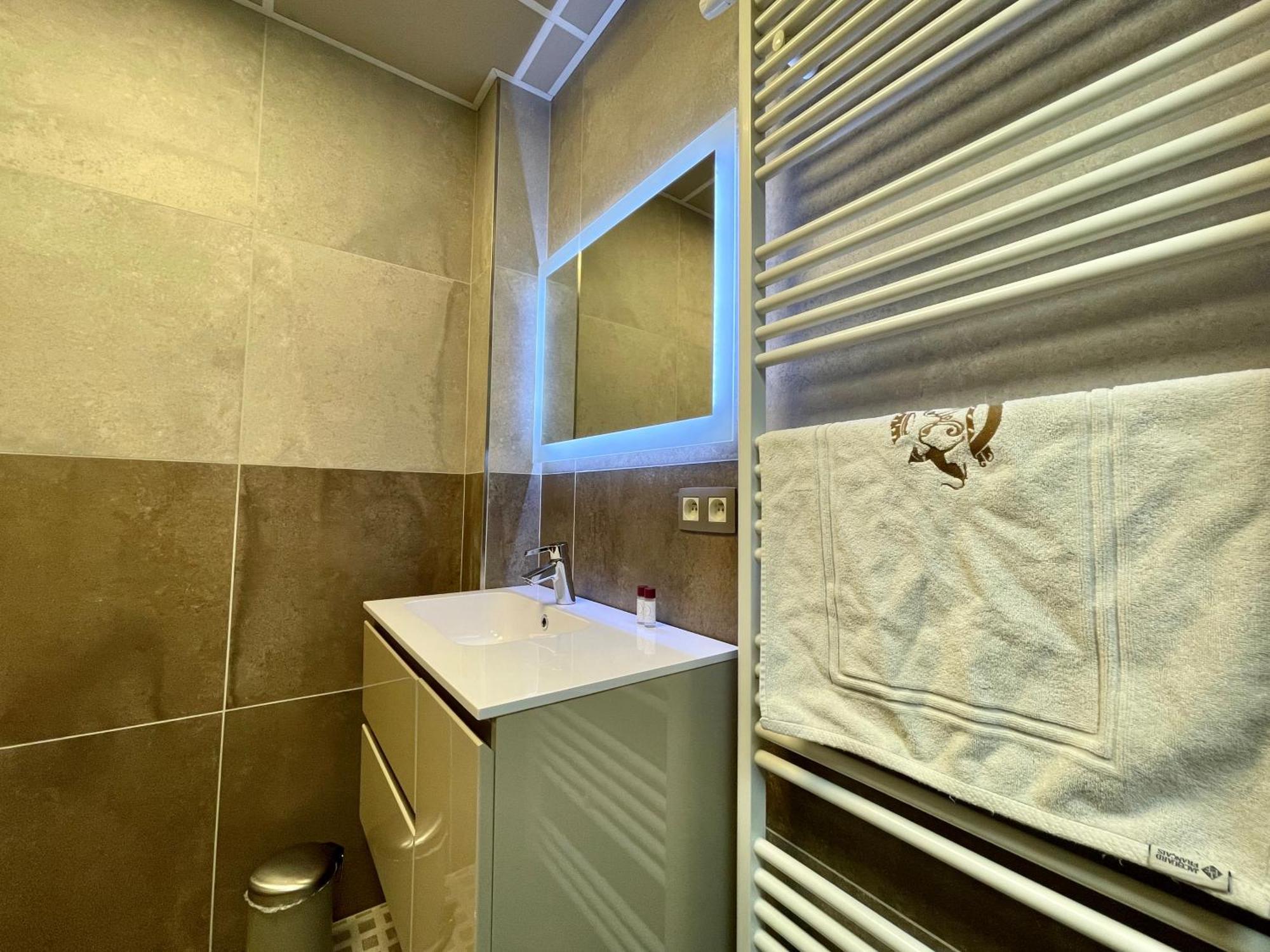 מאלמדי Guesthouse Room40 מראה חיצוני תמונה